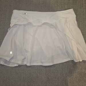 Lulu Lemon Play Off the Pleats mid rise skort